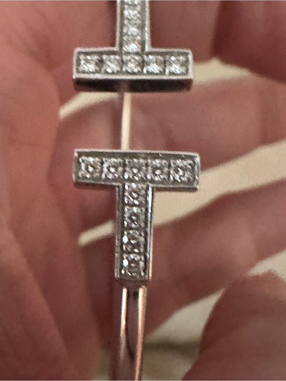 Tiffany T ring Diamond Wire Bracelet
in White Gold - Picture 2 of 8
